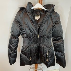 Black cinched winter jacket with hood by Laundry